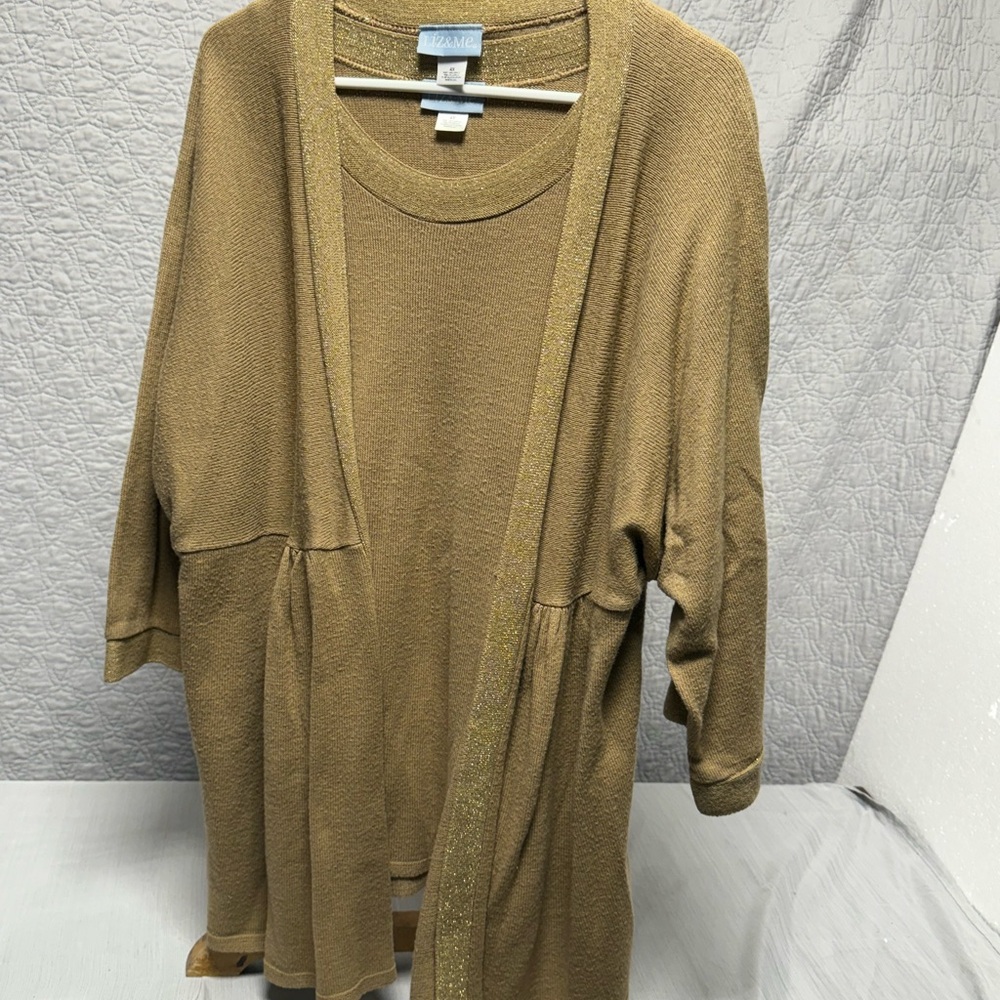 Liz & Me Gold Cardigan Sweater 2 piece set